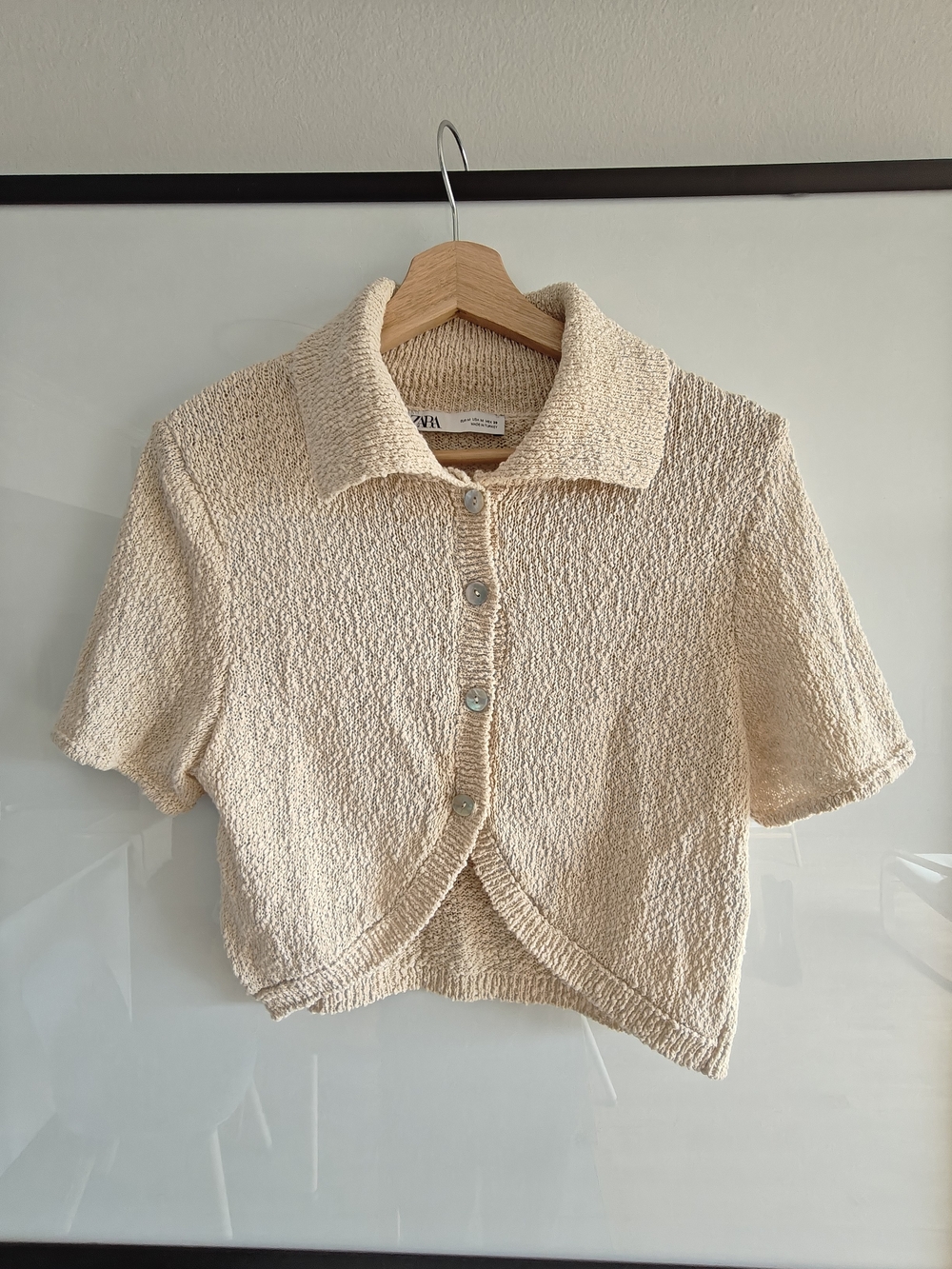 ZARA Cream Short-Sleeve Textured Button-Down Top